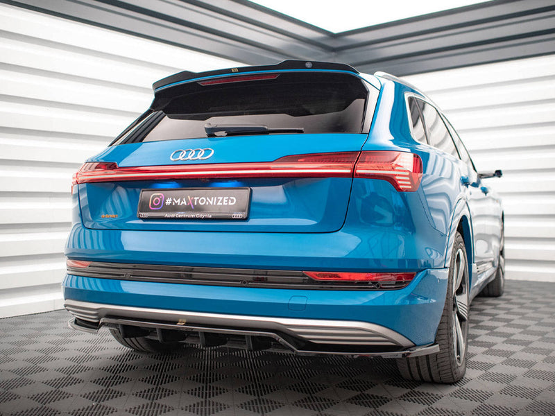Maxton Design - CENTRAL REAR SPLITTER (VERTICAL BARS) AUDI E-TRON