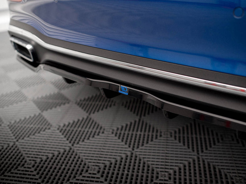 Maxton Design - CENTRAL REAR SPLITTER (VERTICAL BARS) MERCEDES C AMG-LINE W206