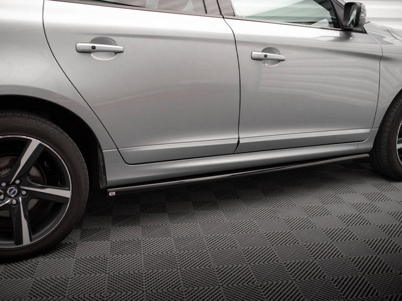 Maxton Design - SIDE SKIRTS DIFFUSERS VOLVO XC60 R-DESIGN MK1 FACELIFT