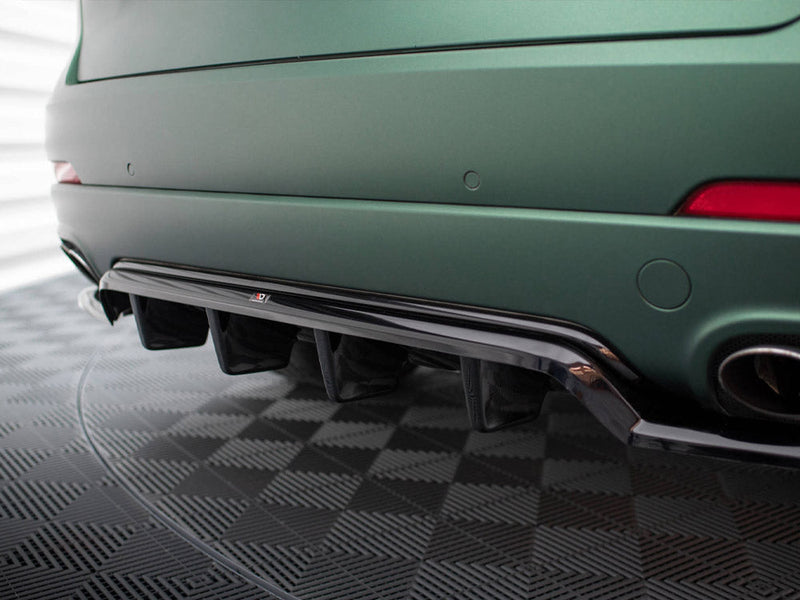 Maxton Design - CENTRAL REAR SPLITTER (VERTICAL BARS) MASERATI LEVANTE MK1