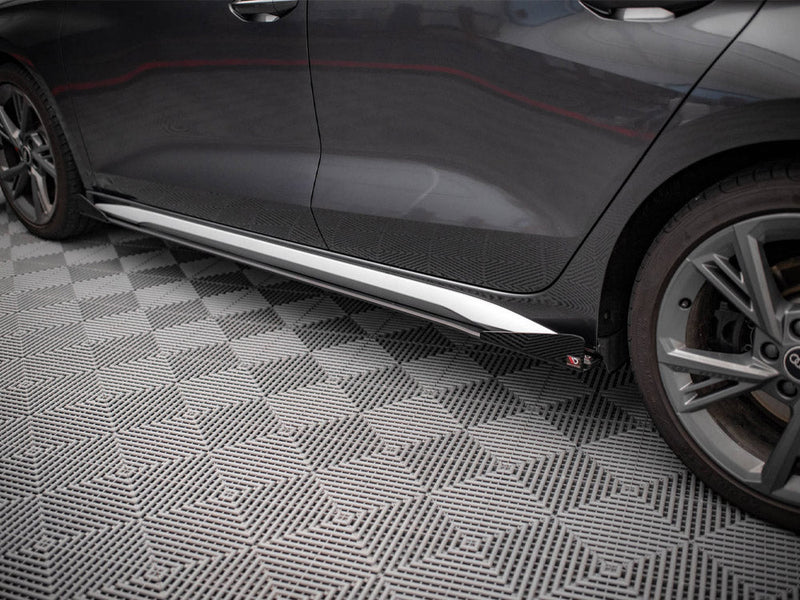 Maxton Design - SIDE FLAPS AUDI S3 / A3 S-LINE 8Y