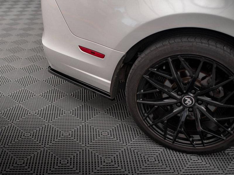 Maxton Design - REAR SIDE SPLITTERS FORD MUSTANG MK5 FACELIFT