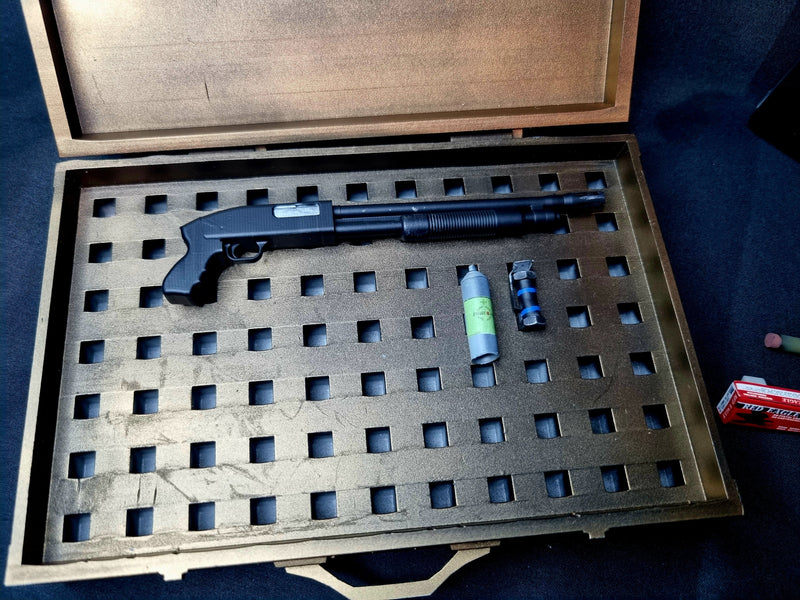 Resident Evil 4 Attaché Case and Accessories