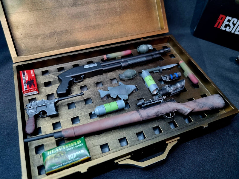 Resident Evil 4 Attaché Case and Accessories
