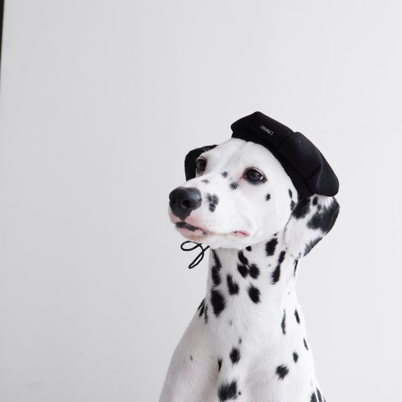 Beret with Metal Buckle