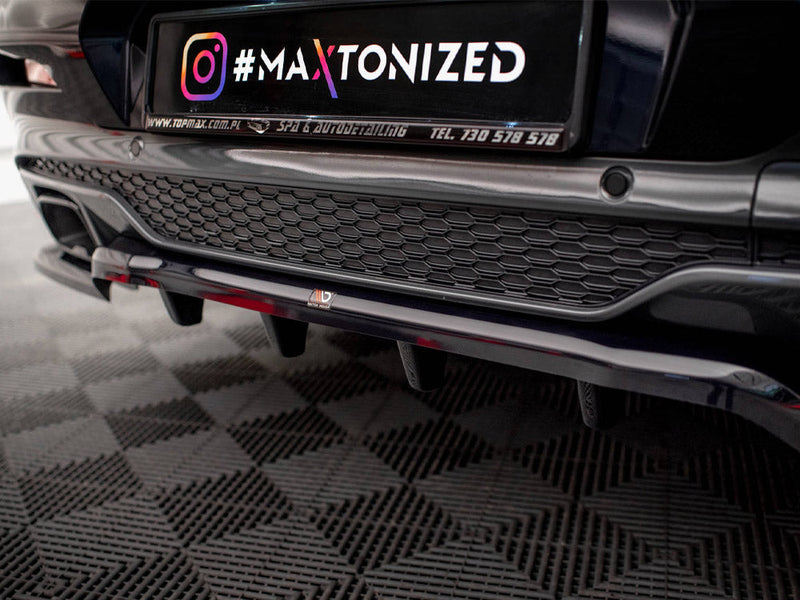 Maxton Design - CENTRAL REAR SPLITTER (VERTICAL BARS) V.2 BMW X4 M-PACK G02