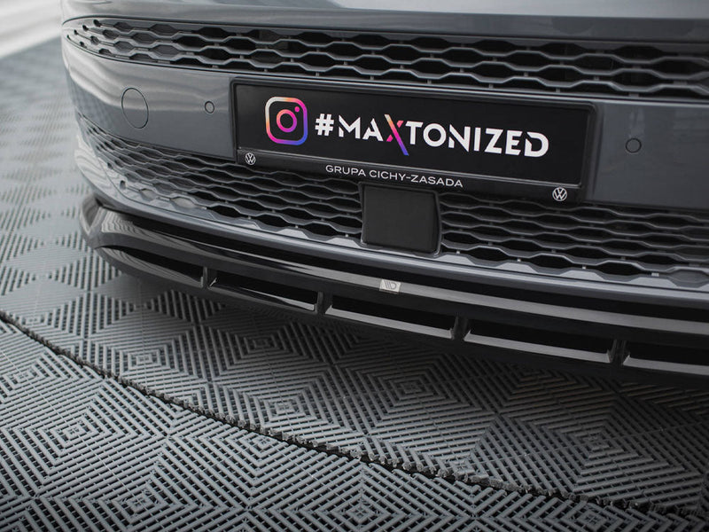 Maxton Design - FRONT SPLITTER V.1 VW MULTIVAN T7