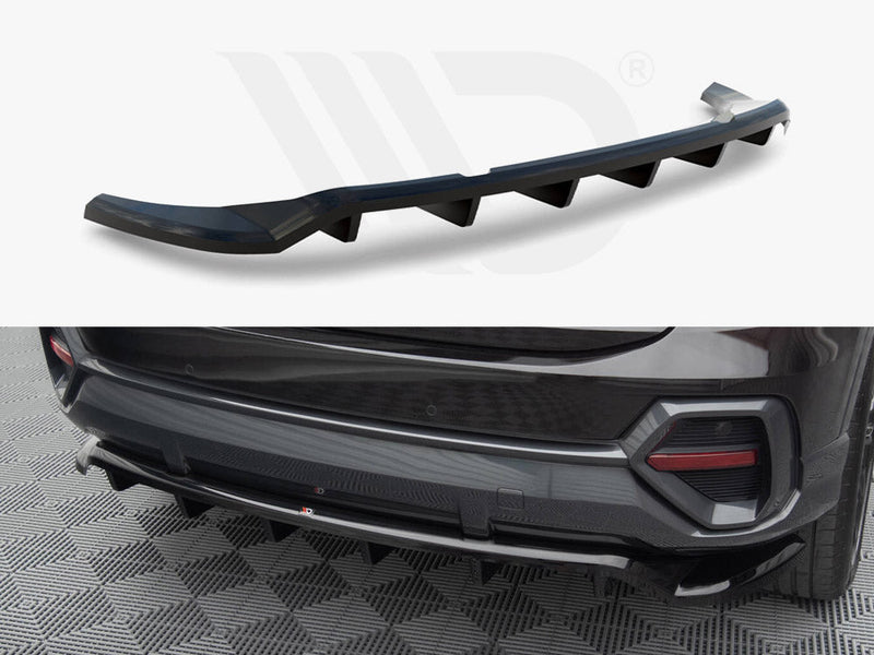 Maxton Design - CENTRAL REAR SPLITTER (VERTICAL BARS) AUDI Q3 SPORTBACK F3