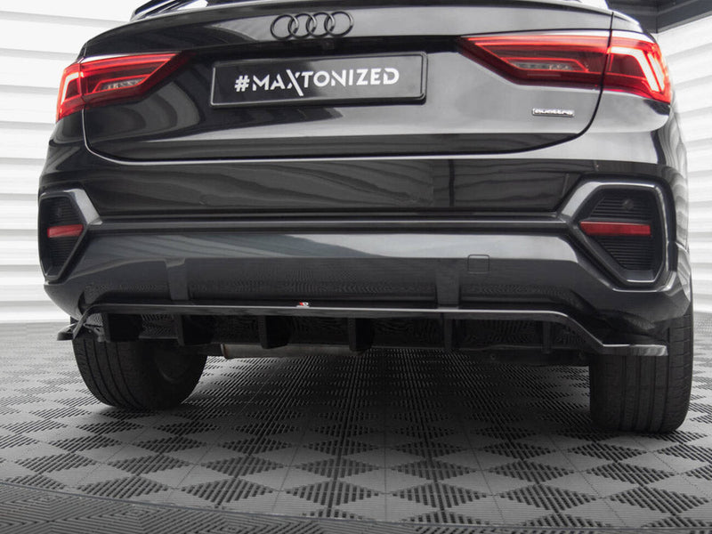 Maxton Design - CENTRAL REAR SPLITTER (VERTICAL BARS) AUDI Q3 SPORTBACK F3