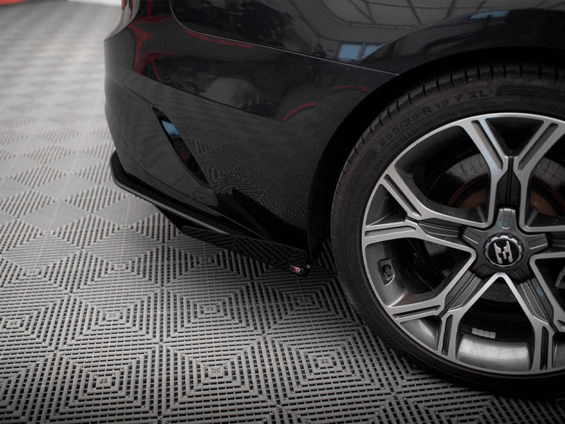 Maxton Design - STREET PRO REAR SIDE SPLITTERS + FLAPS KIA STINGER GT-LINE MK1