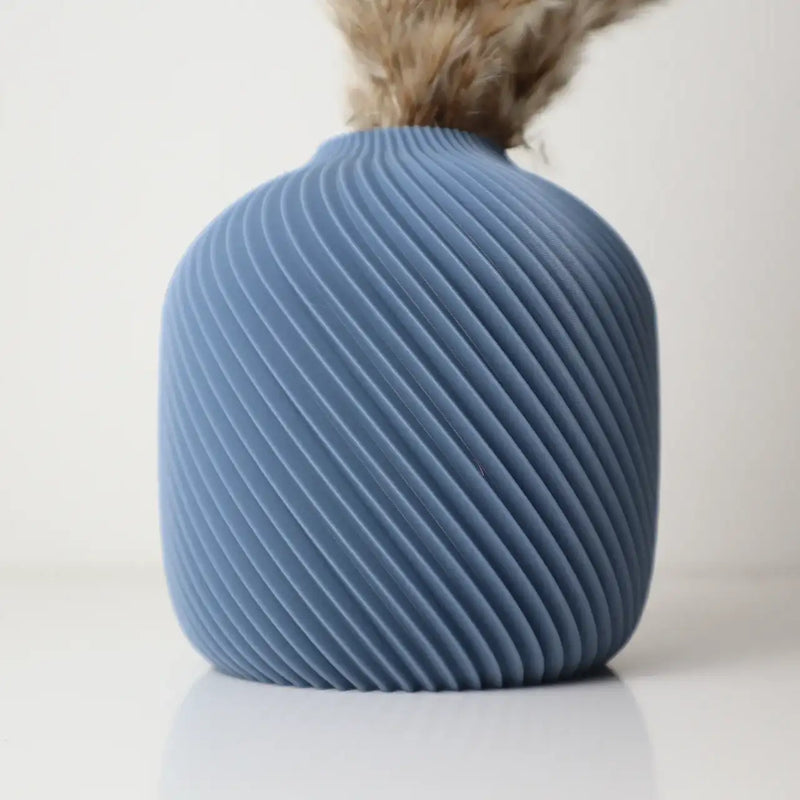 The Mac Vase – Bold Spiral 3D Printed Decor