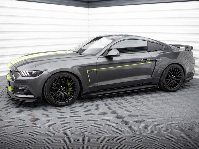 Maxton Design - Street PRO Side Skirts Diffusers + Flaps Ford Mustang GT Mk6