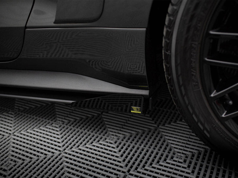 Maxton Design - Street PRO Side Skirts Diffusers + Flaps Ford Mustang GT Mk6