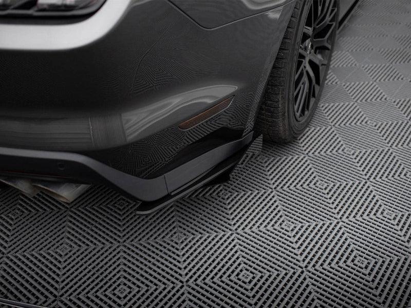 Maxton Design - Street Pro Rear Side Splitters + Flaps Ford Mustang GT Mk6