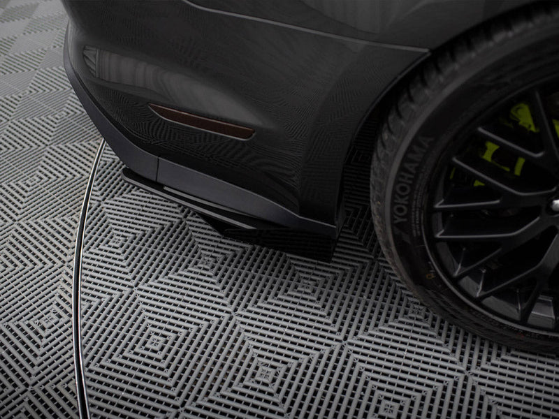 Maxton Design - Street Pro Rear Side Splitters + Flaps Ford Mustang GT Mk6