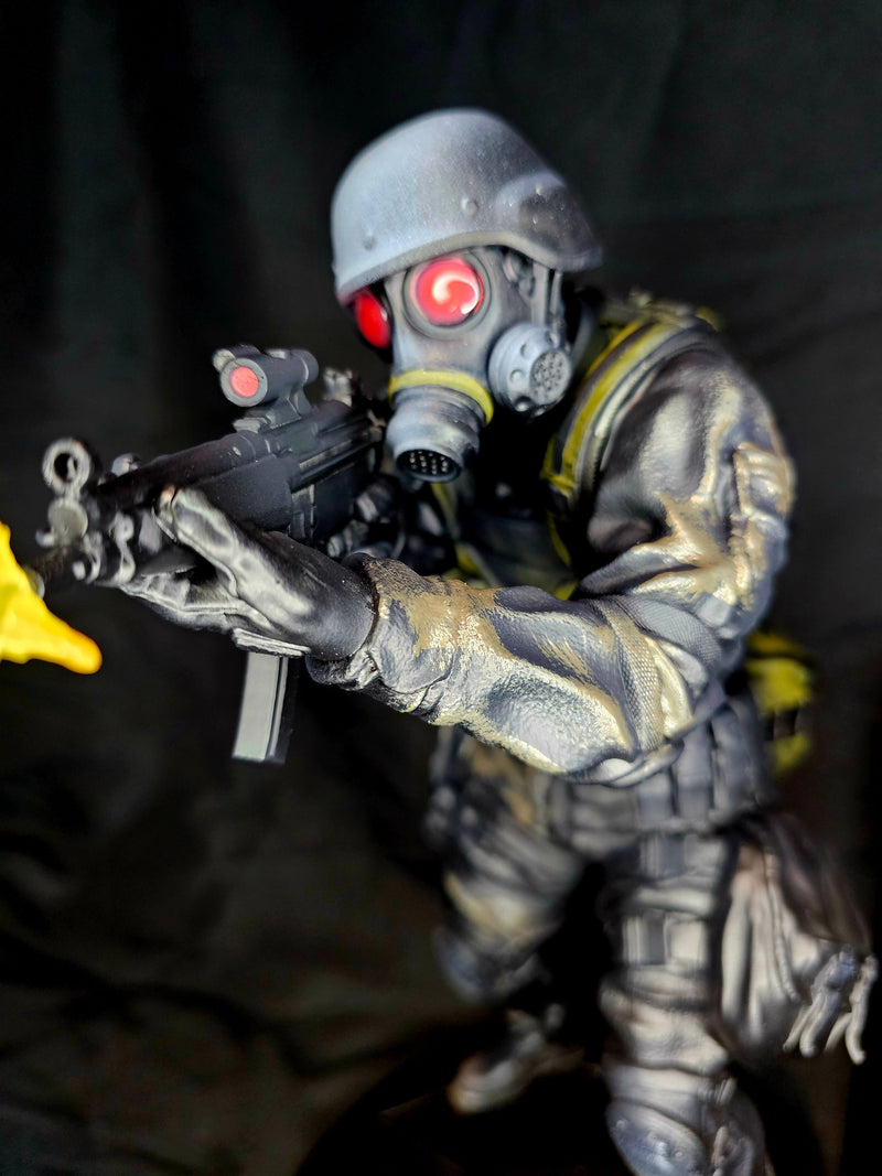Hunk Resident Evil 2 1/6 Figure with removable muzzle flash