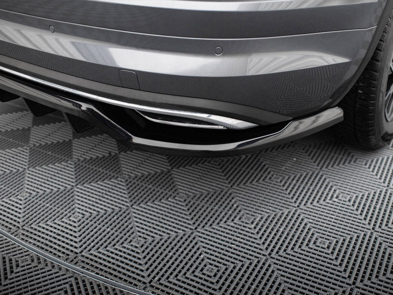 Maxton Design - CENTRAL REAR SPLITTER (VERTICAL BARS) SKODA KODIAQ SPORTLINE MK1 FACELIFT