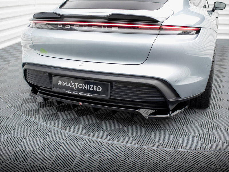 Maxton Design - CENTRAL REAR SPLITTER (VERTICAL BARS) PORSCHE TAYCAN / TAYCAN 4 / TAYCAN 4S / TAYCAN GTS MK1