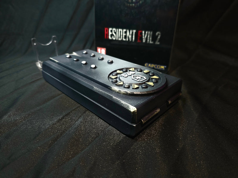 Resident Evil 2 Portable Safe 1:1 prop