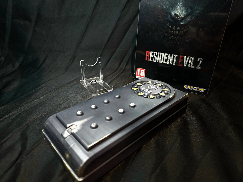 Resident Evil 2 Portable Safe 1:1 prop