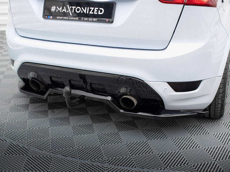 Maxton Design - CENTRAL REAR SPLITTER (VERTICAL BARS) FORD KUGA ST MK1