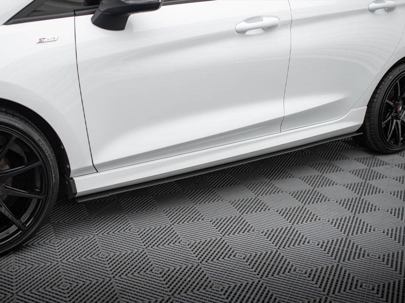 Maxton Design - Racing Side Skirts Diffusers V.2 Ford Fiesta Mk8 ST / ST-Line