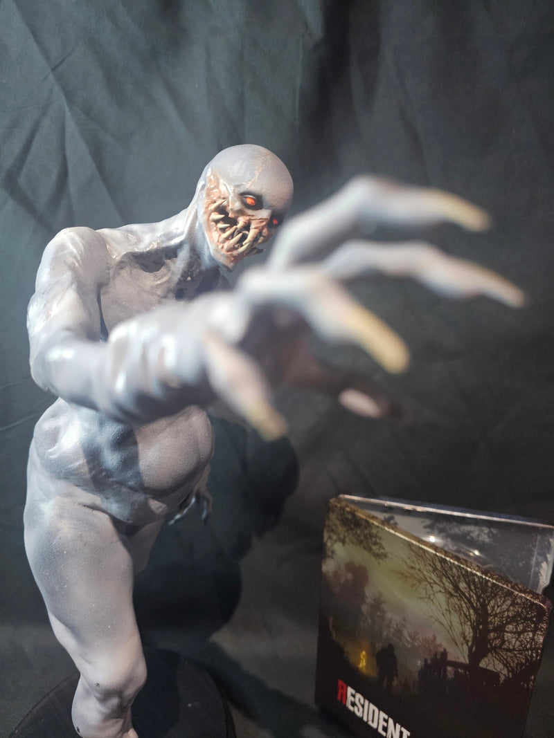 Resident Evil 4 Remake 1/6 Regenerator