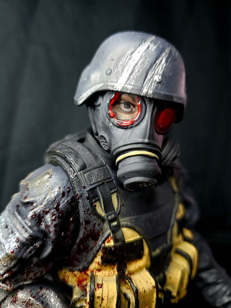 Ghost: Ghost Survivor Resident Evil 2 1/6 Figure