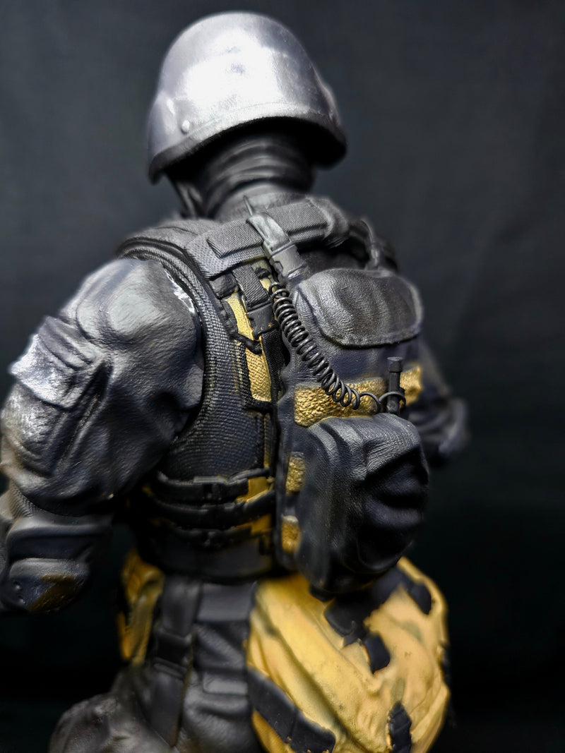 Ghost: Ghost Survivor Resident Evil 2 1/6 Figure