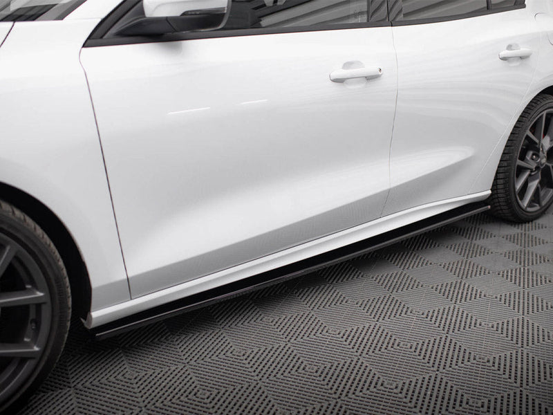 Maxton Design - Side Skirts Diffusers V.1 Ford Focus ST / ST-Line Mk4 Facelift