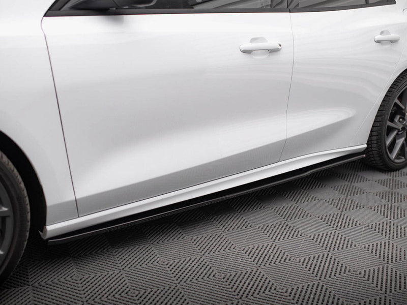 Maxton Design - Side Skirts Diffusers V.3 Ford Focus ST / ST-Line Mk4 Facelift