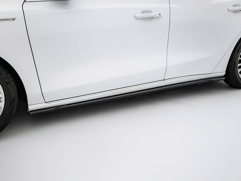 Maxton Design - Side Skirts Diffusers Ford Focus Vignale Mk4