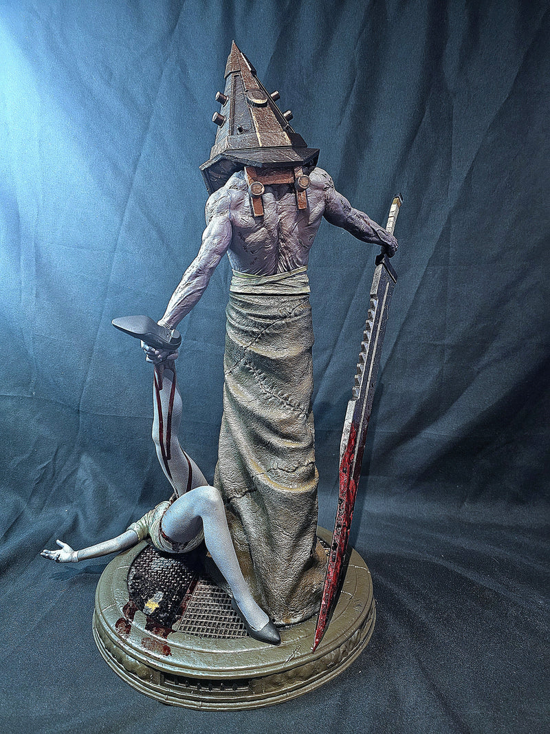 1/6 Silent Hill Pyramid Head and Nurse statue