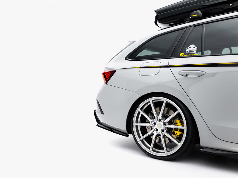 Maxton Design - Rear Side Splitters V.7 Skoda Octavia RS Liftback / Estate Mk4