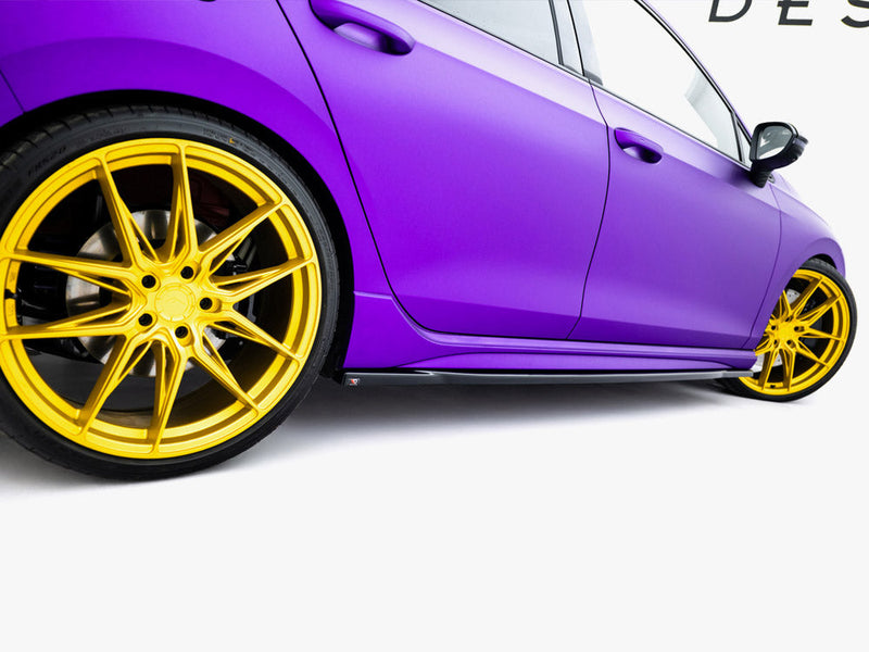 Maxton Design - Side Skirts Diffusers V.1 Volkswagen Golf R Mk8 Facelift
