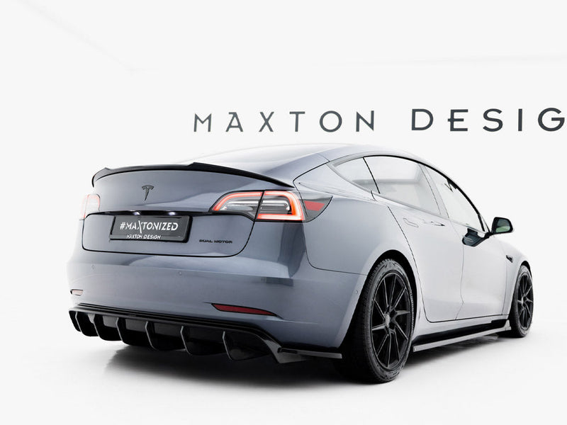 Maxton Design - SPOILER EXTENSION TESLA MODEL 3