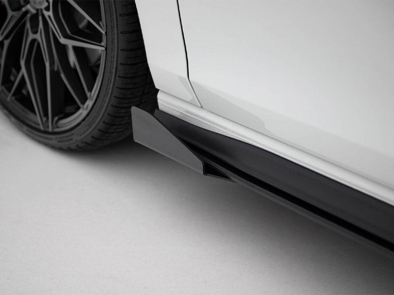 Maxton Design - SIDE FLAPS VOLKSWAGEN GOLF GTI / GTE / GTI CLUBSPORT / R-LINE MK8