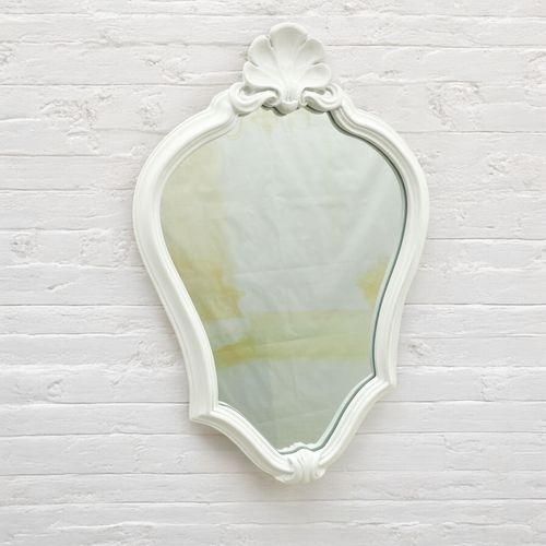 26x37CM WHITE MIRROR - InStock