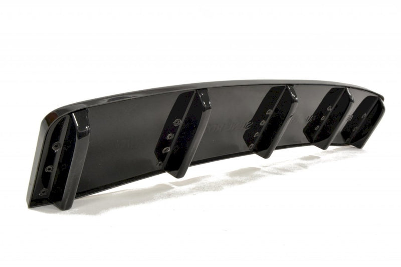 Maxton Design - CENTRAL REAR SPLITTER AUDI A7 S-LINE (FACELIFT) (WITH VERTICAL BARS) (2014-2018)