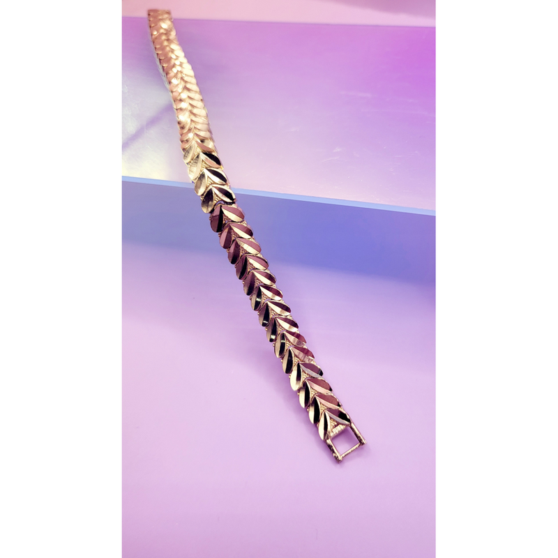 Zigzag Shiny Gold Link Bracelet