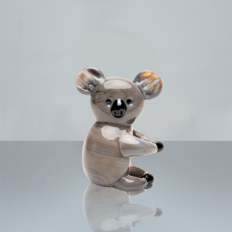 Objets d'art Miniature Glass Figurine - Bear