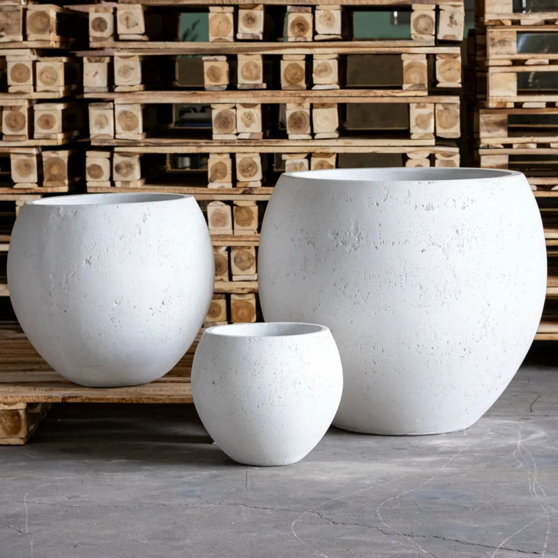 Orbello | White Mist – 35cm Medium Concrete Sphere Planter – 25L Round Plant Pot