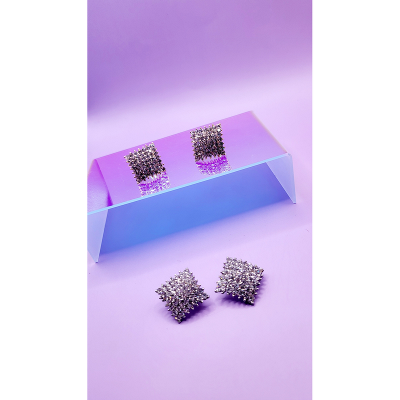 https://avasamnew.s3.amazonaws.com/product/GB010170/S0671741725/2.png