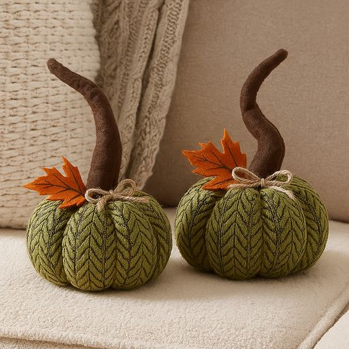 2 Pack Small Autumn Plush Pumpkins Soft Halloween Decorations