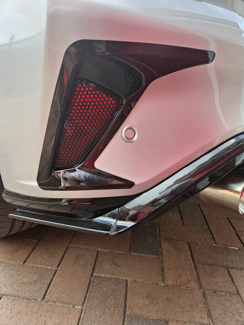 Carbon Fibre Look Rear Bumper Reflector Surround for MK4 / MK4.5 Focus | CEUK