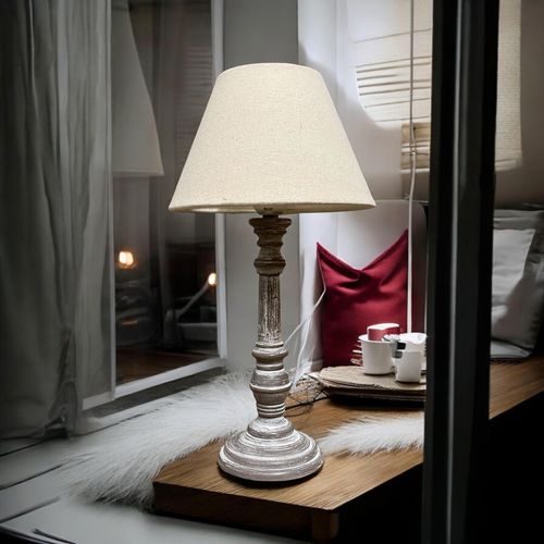 38CM TRADITIONAL STYLE LAMP AND SHADE - InStock