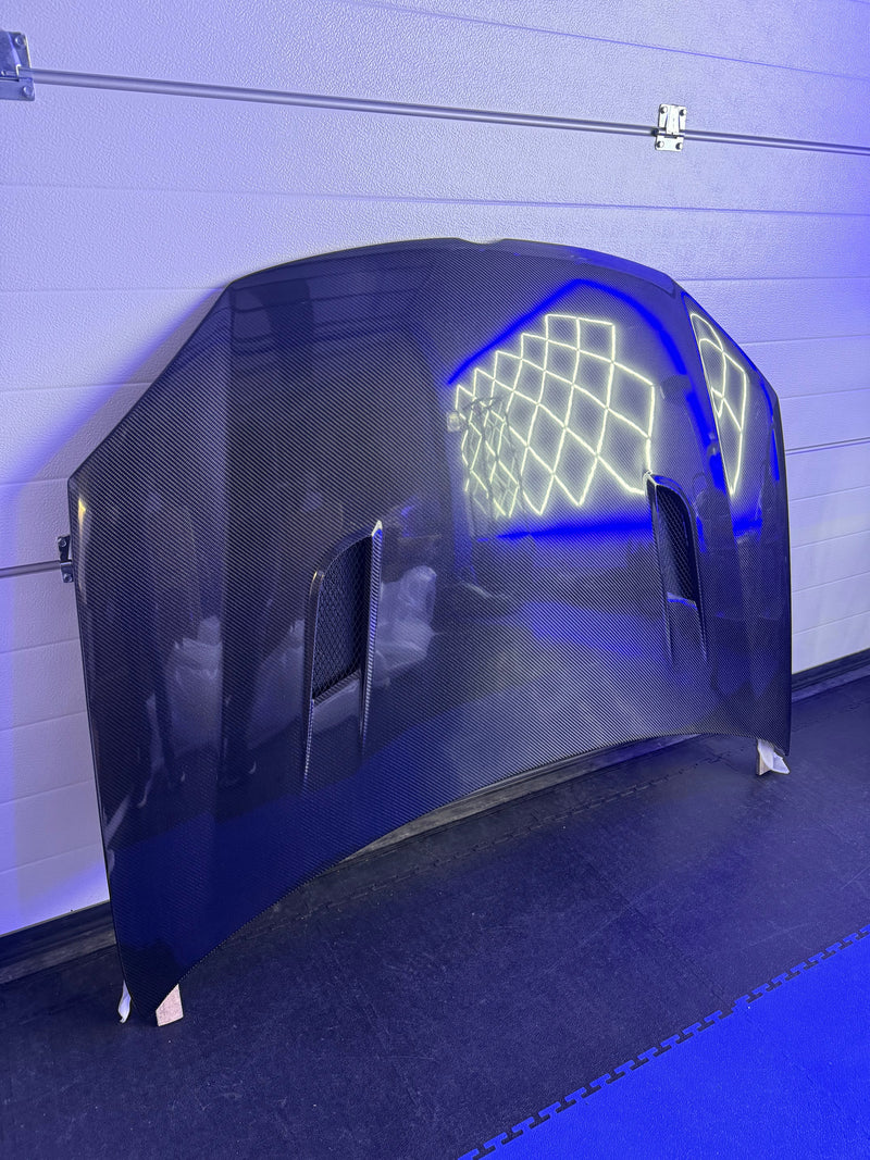 Volkswagen Golf MK5 Twill Carbon Fibre Bonnet (REDUCED TO CLEAR!)