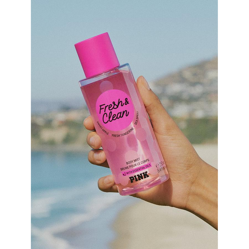 Pink Fresh & Clean Sweet Apple Fresh Tangerine Body Mist 250ml