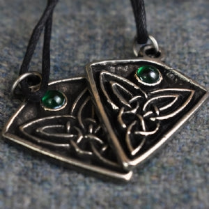 St Ninian's Knot - Green Stone