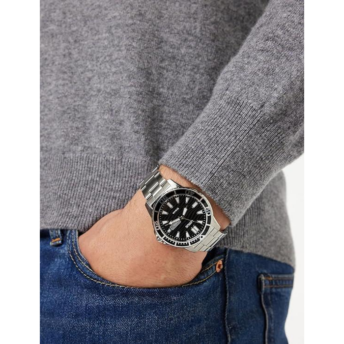 Lorus Mens Sports Day Date Black Dial Seigaiha-mon With Stainless Steel Bracelet Watch RH361AX9